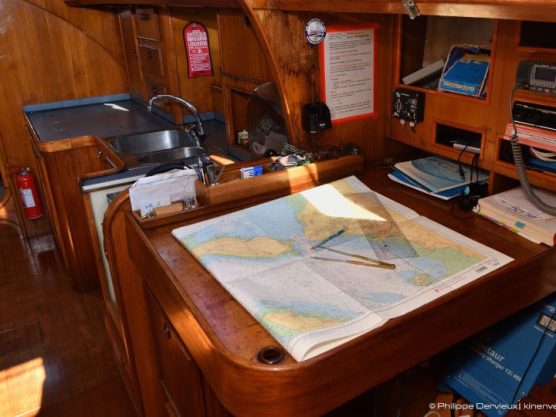 Hébergement insolite Voilier KELONE - La Rochelle